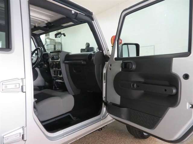 2010 Jeep Wrangler Unlimited 4x4 Sport 4dr SUV